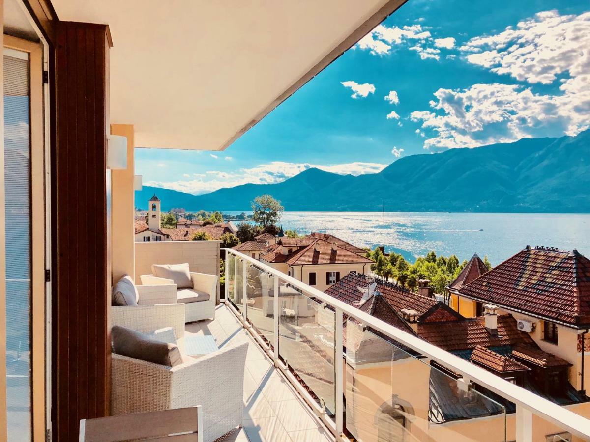 Attico Palazzo Di Vetro Apartment Luino Exterior foto